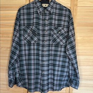 Vintage Northwest Territory plaid flannel lightweight blue